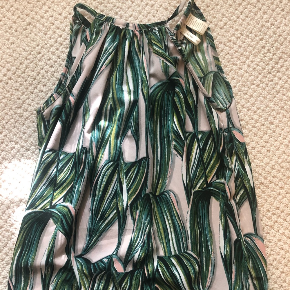 Japna Sleeveless Blouse